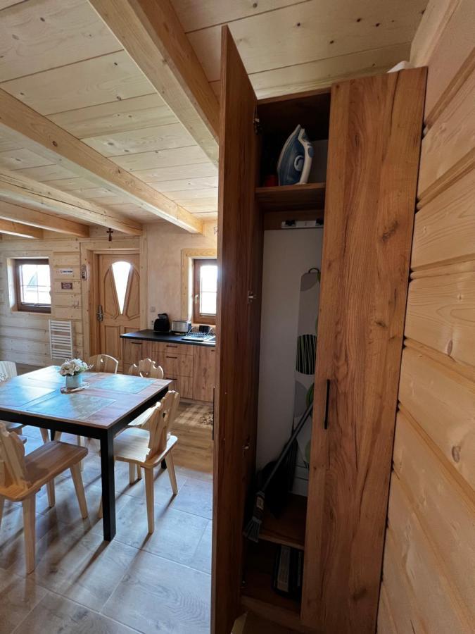 Styry Pory Roku Lejlighed Groń Eksteriør billede